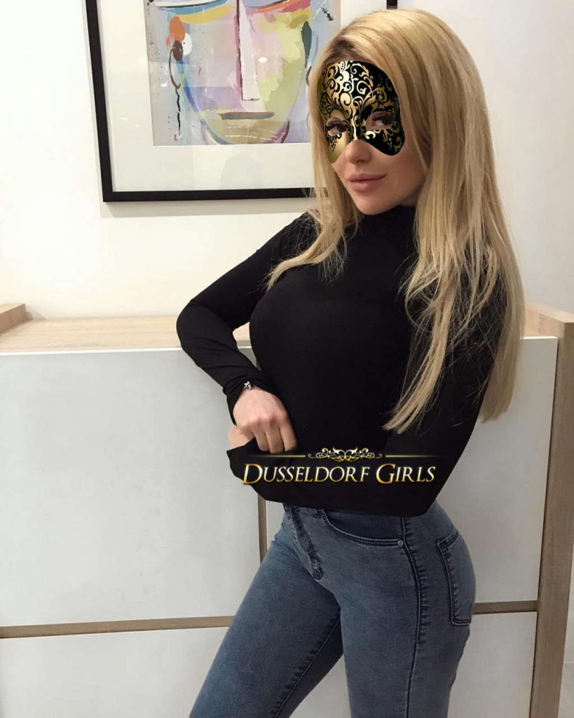 Aufgeschlossene escort dame