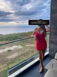 Ergebene Escort