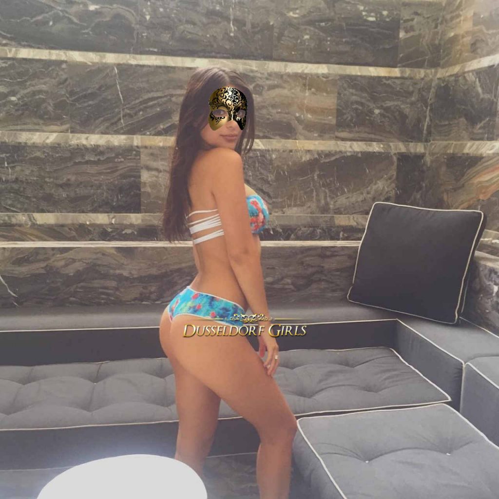 Kleine escort dame