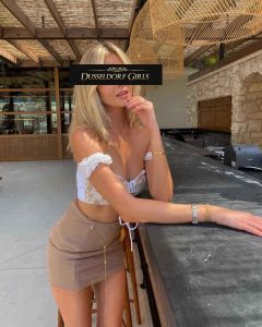 rätselhafte escort dame Köln